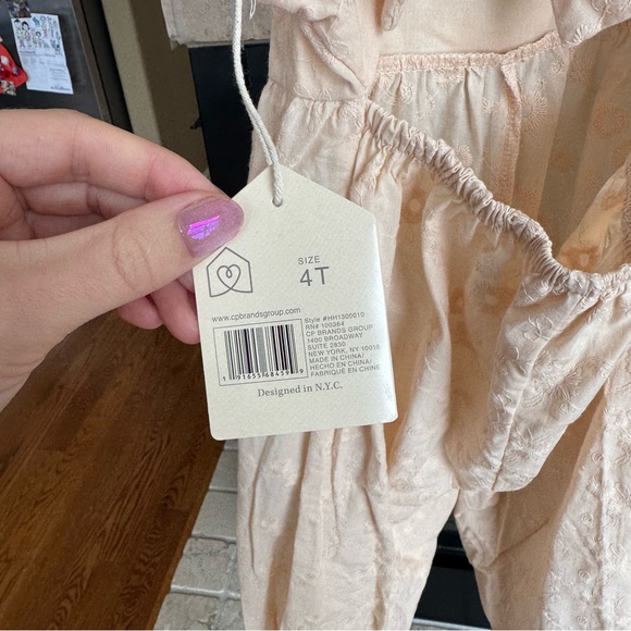 NWT SNUG Beige Cream Floral Eyelet Romper with Bow Size 4T - Picture 5 of 6